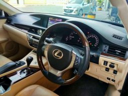 DKI Jakarta, jual mobil Lexus ES 250 2014 dengan harga terjangkau 4