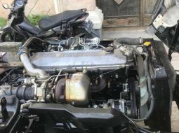 Mobil Isuzu Elf 2017 NMR 71 dijual, Jawa Tengah 8