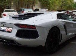 Mobil Lamborghini Aventador 2012 LP 700-4 terbaik di DKI Jakarta 8