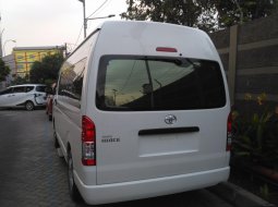 Mobil Toyota Hiace High Grade Commuter 2019 dijual, DKI Jakarta 4