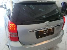 Jual mobil bekas murah Toyota Wish 2004 di Jawa Timur 7