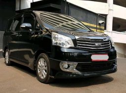 Dijual mobil bekas Toyota NAV1 V Limited, DKI Jakarta  2