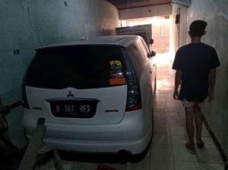 Jual cepat Mitsubishi Grandis 2005 di DKI Jakarta 5