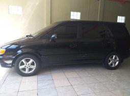 Jual Hyundai Trajet GL8 2004 harga murah di Jawa Barat 3