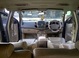 Mobil Toyota Fortuner 2010 G dijual, Bali 1