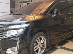 Jual cepat Nissan Elgrand 2011 di Jawa Barat 1