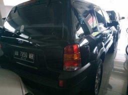 Jual mobil bekas Ford Escape XLT 2003 dengan harga murah di Jawa Tengah  5