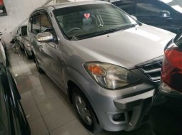 Mobil Toyota Avanza G Luxury 2011 dijual, Jawa Tengah  6