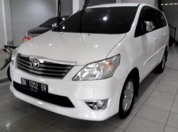 Jual Toyota Kijang Innova 2.5 G 2011 murah di Sumatra Utara 1