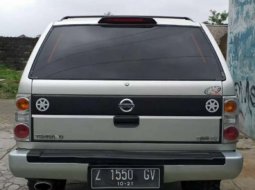Jawa Barat, Nissan Terrano Spirit 2004 kondisi terawat 9