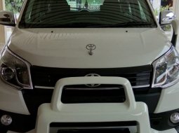 Jual mobil Toyota Rush TRD Sportivo 2015 bekas di DKI Jakarta 3