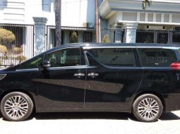 Jawa Timur, Toyota Alphard G 2015 kondisi terawat 6