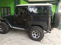 Mobil Toyota Hardtop 1976 terbaik di Jawa Timur 5