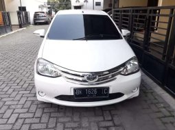 Mobil Toyota Etios Valco 2014 E terbaik di Sumatra Utara 3