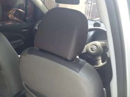 Jawa Timur, jual mobil Suzuki Splash GL 2010 dengan harga terjangkau 2