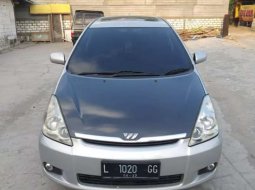 Dijual mobil bekas Toyota Wish 1.8 MPV, Jawa Timur  3