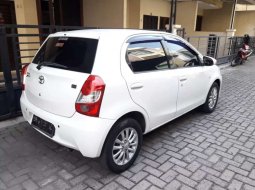 Mobil Toyota Etios Valco 2014 E terbaik di Sumatra Utara 2