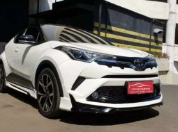 Mobil Toyota C-HR 2018 dijual, DKI Jakarta 1