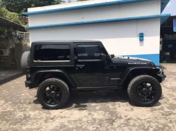 Mobil Jeep Wrangler 2011 Rubicon dijual, Sumatra Selatan 1