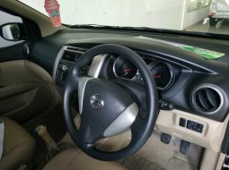 Jual Nissan Grand Livina 1.5 XV 2016 mobil bekas, DIY Yogyakarta 3