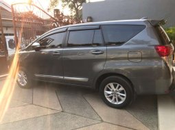 Jual cepat Toyota Kijang Innova V 2016 di Banten 4