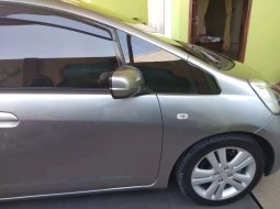 Sulawesi Selatan, jual mobil Honda Jazz 2009 dengan harga terjangkau 8