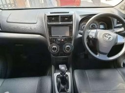 Mobil Toyota Avanza 2018 Veloz dijual, Jawa Timur 4