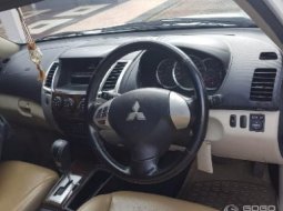 Jual mobil Mitsubishi Pajero Sport Exceed 2011 bekas di DIY Yogyakarta 5