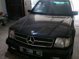 Jawa Timur, jual mobil Mercedes-Benz E-Class E 300 1989 dengan harga terjangkau 11