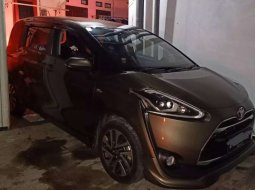 Jual Toyota Sienta Q 2017 harga murah di DKI Jakarta 4