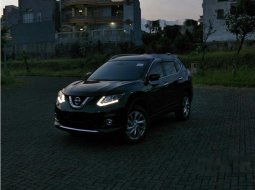 Mobil Nissan X-Trail 2017 2 dijual, Jawa Timur 3