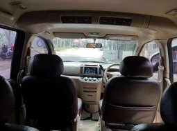 Jual Nissan Serena Autech 2004 harga murah di Jawa Timur 13