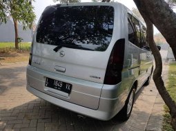 Jual Nissan Serena Autech 2004 harga murah di Jawa Timur 12