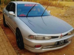 Banten, Mitsubishi Galant 1995 kondisi terawat 5