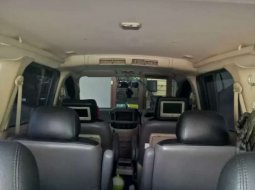 Mobil Nissan Serena 2008 dijual, Banten 1