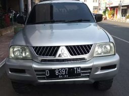 Mitsubishi L200 2007 Jawa Barat dijual dengan harga termurah 2