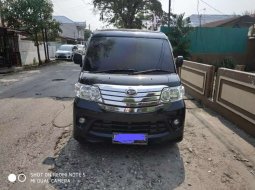 Mobil Daihatsu Luxio 2015 D dijual, Sumatra Utara 3