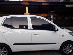 Jual mobil bekas Hyundai I10 GLS 2011 dengan harga murah di Jawa Timur 3