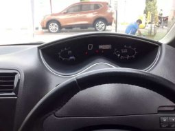 Jual Nissan Serena Highway Star 2014 harga murah di Jawa Barat 7