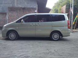 Nissan Serena 2009 Jawa Timur dijual dengan harga termurah 5