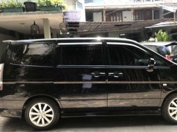 Mobil Nissan Serena 2011 Autech terbaik di DKI Jakarta 8