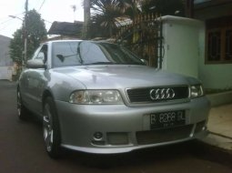 Audi A4 2000 Jawa Barat dijual dengan harga termurah 2