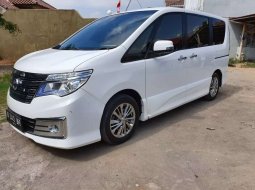 Dijual mobil bekas Nissan Serena Autech, DIY Yogyakarta  12