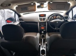 Jual mobil bekas Peugeot 207 1.4 SR CBU Manual 2008 dengan harga murah di DKI Jakarta 5