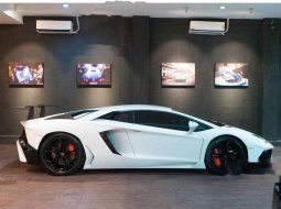 Jual cepat Lamborghini Aventador LP 700-4 2012 di DKI Jakarta 7