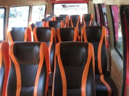 Mobil Isuzu Elf 2012 terbaik di Jawa Timur 8