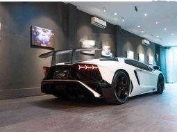 Jual cepat Lamborghini Aventador LP 700-4 2012 di DKI Jakarta 6