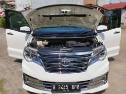 Dijual mobil bekas Nissan Serena Autech, DIY Yogyakarta  6