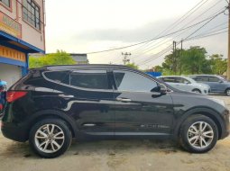 Dijual mobil bekas Hyundai Santa Fe V6 2.7 Automatic, Riau  5