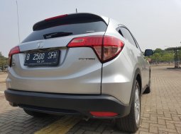 Dijual Honda HR-V 1.5 E CVT AT 2015 murah di Banten 2